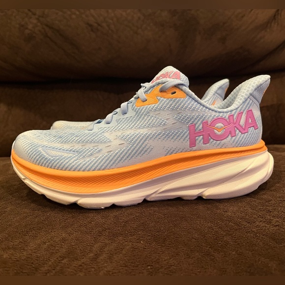 Hoka One One Shoes - ⚠️SOLD⚠️ Hoka One One Clifton 9 - Women’s Size 9